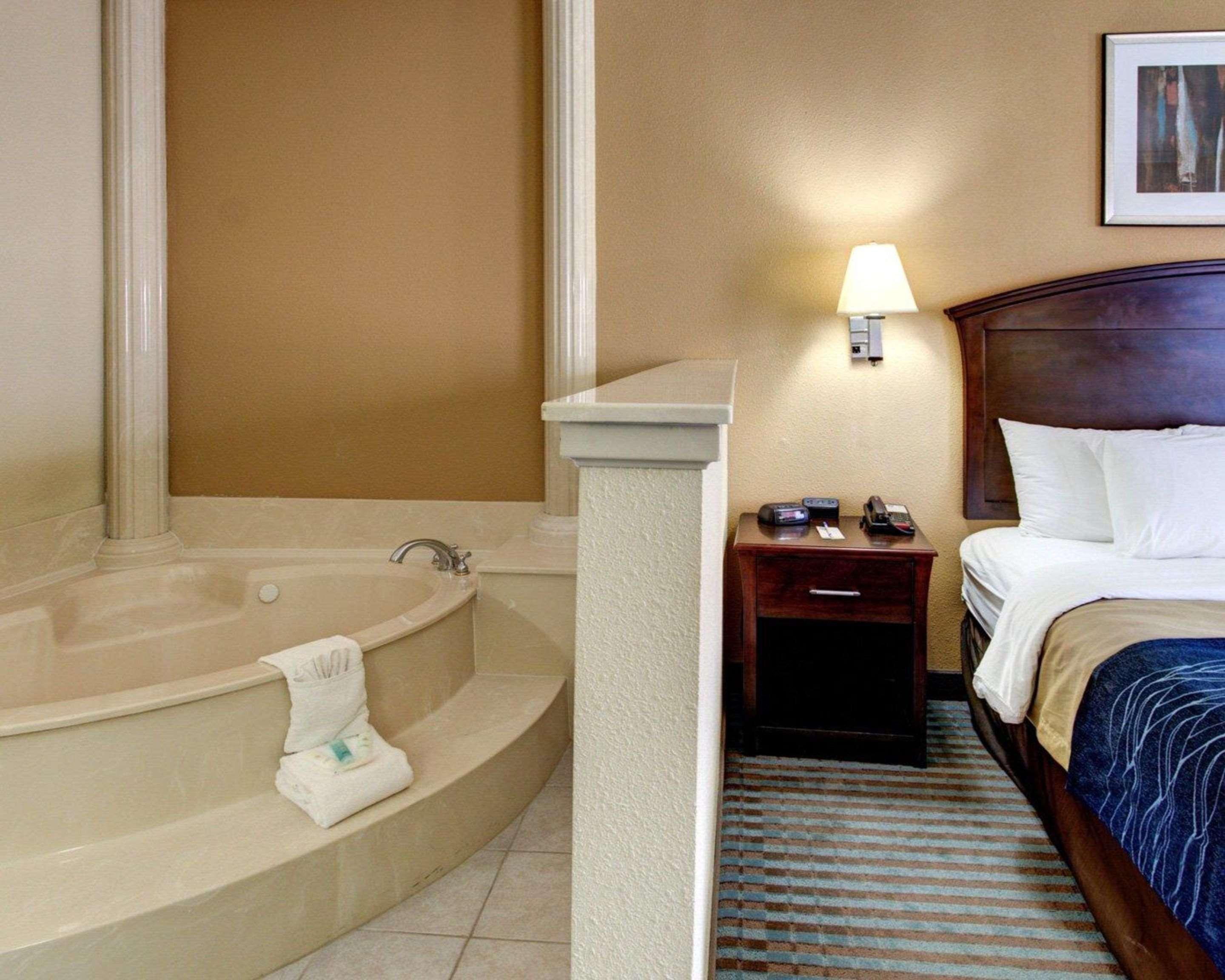 Comfort Inn Corsicana East Bagian luar foto